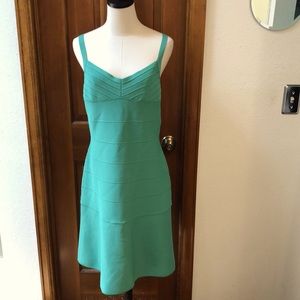 NWOT Herve Leger dress🌹🌹🌹